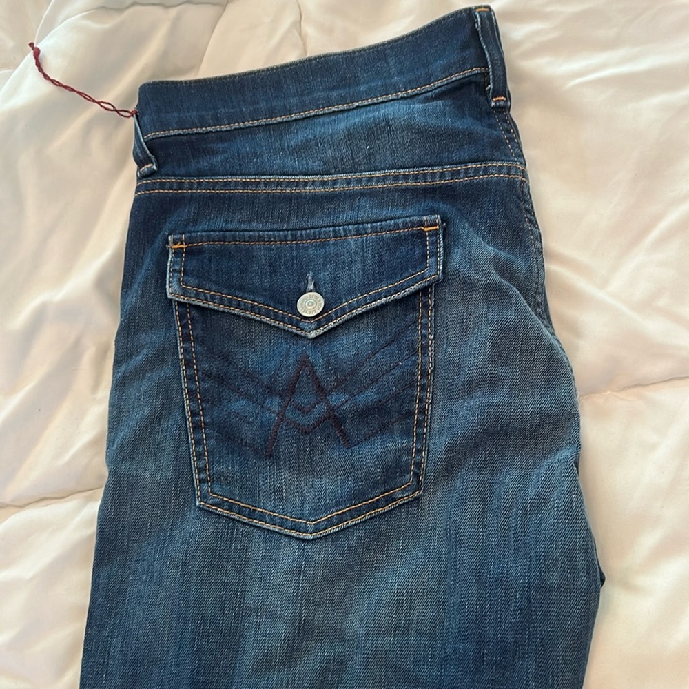 NWT Seven men